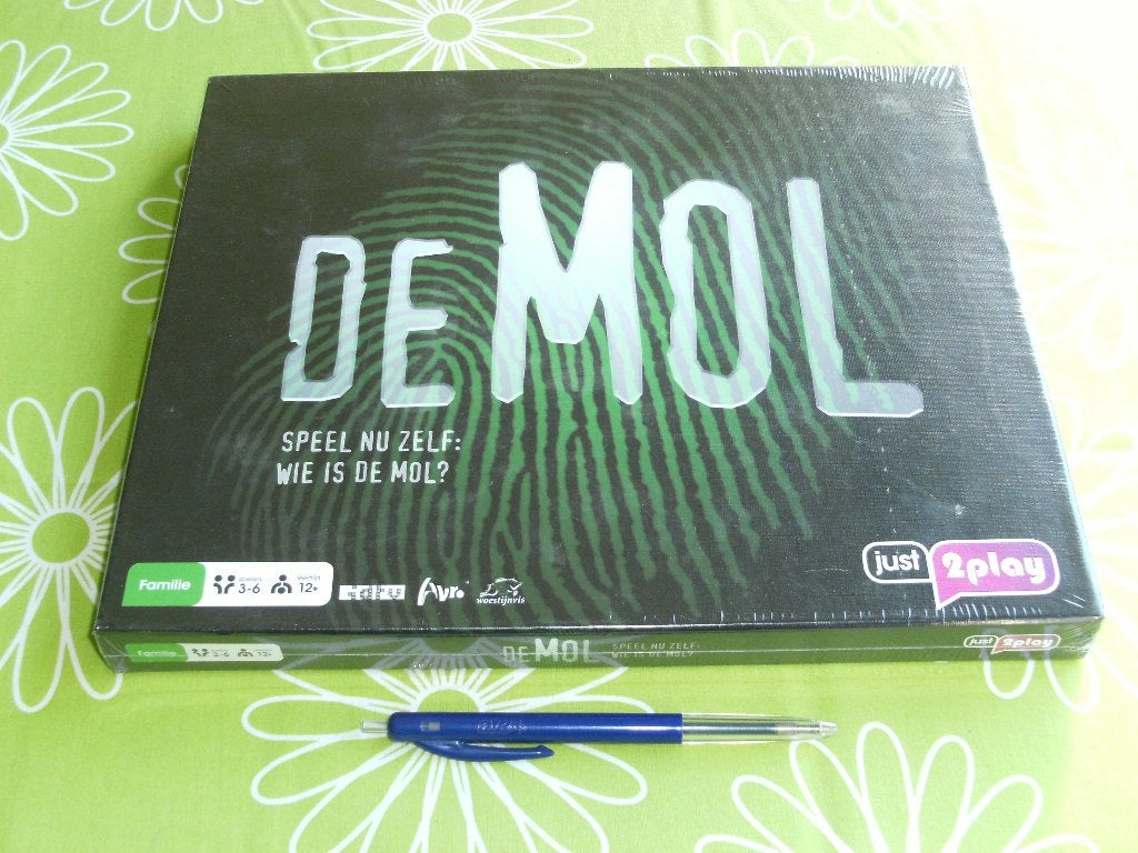Nieuw in seal: Wie is de Mol? Speel nu zelf Wie is de Mol?, Vijf spelers of meer, Ophalen of Verzenden, Nieuw
