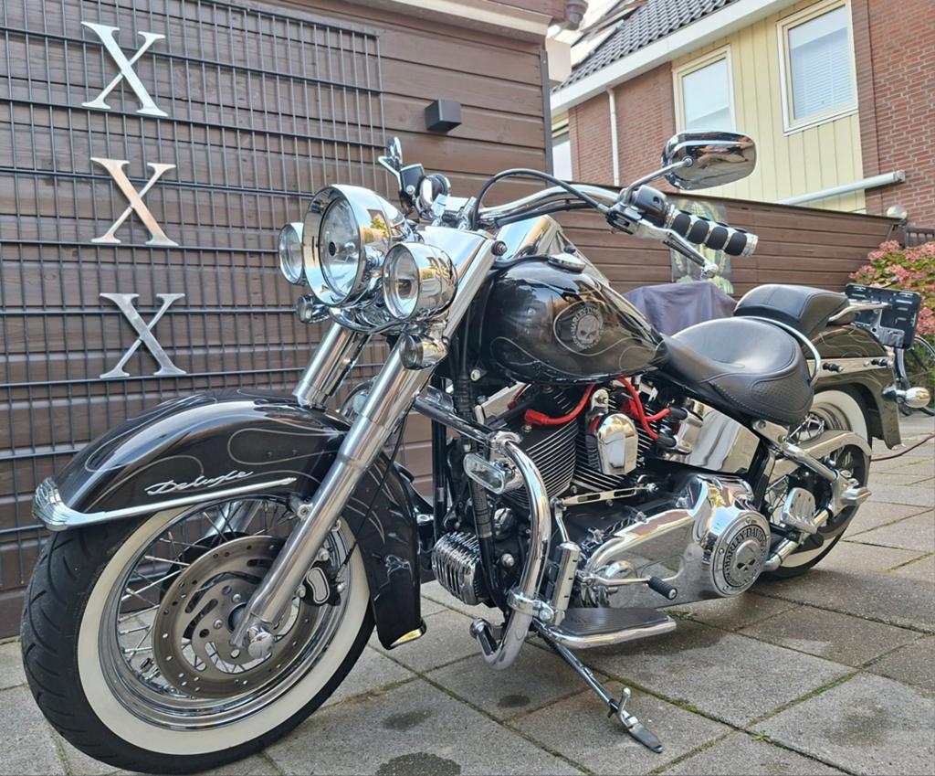 Harley Davidson Softail de Luxe Bj 2009 custom paint job, Motoren, Motoren | Harley-Davidson, Particulier, Chopper