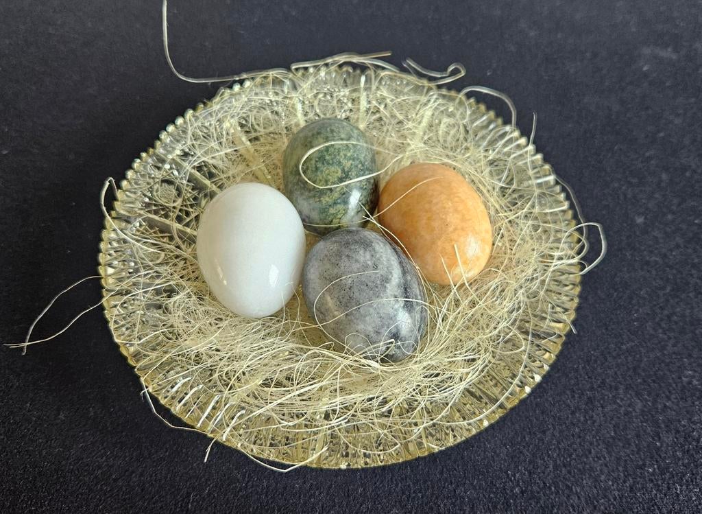 Natuurstenen eitjes in kristal schaaltje, Diversen, Pasen, Ophalen of Verzenden