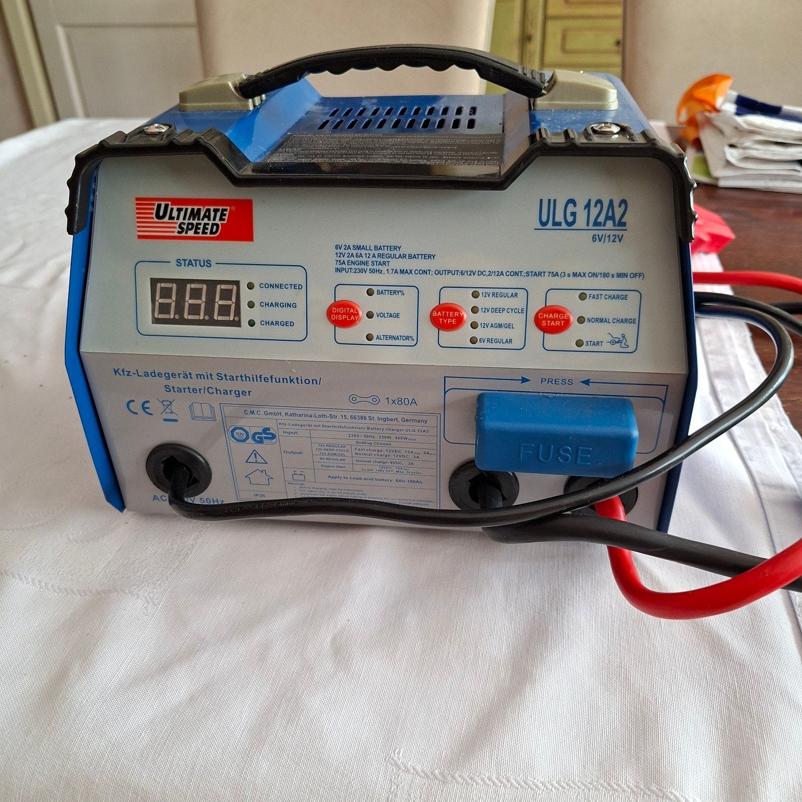 Ultimate Speed ULG 12 A2 Acculader met starthulpfunctie, Auto-onderdelen, Accu's en Toebehoren, Ophalen, Gebruikt, Universele onderdelen
