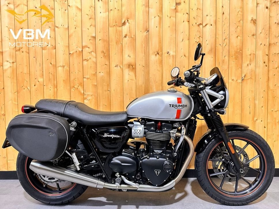 Triumph Street Twin 900 Street-Twin van 1e eigenaar!, Motoren, 2 cilinders, Motorrijbewijs A, Bedrijf, Meer dan 35 kW