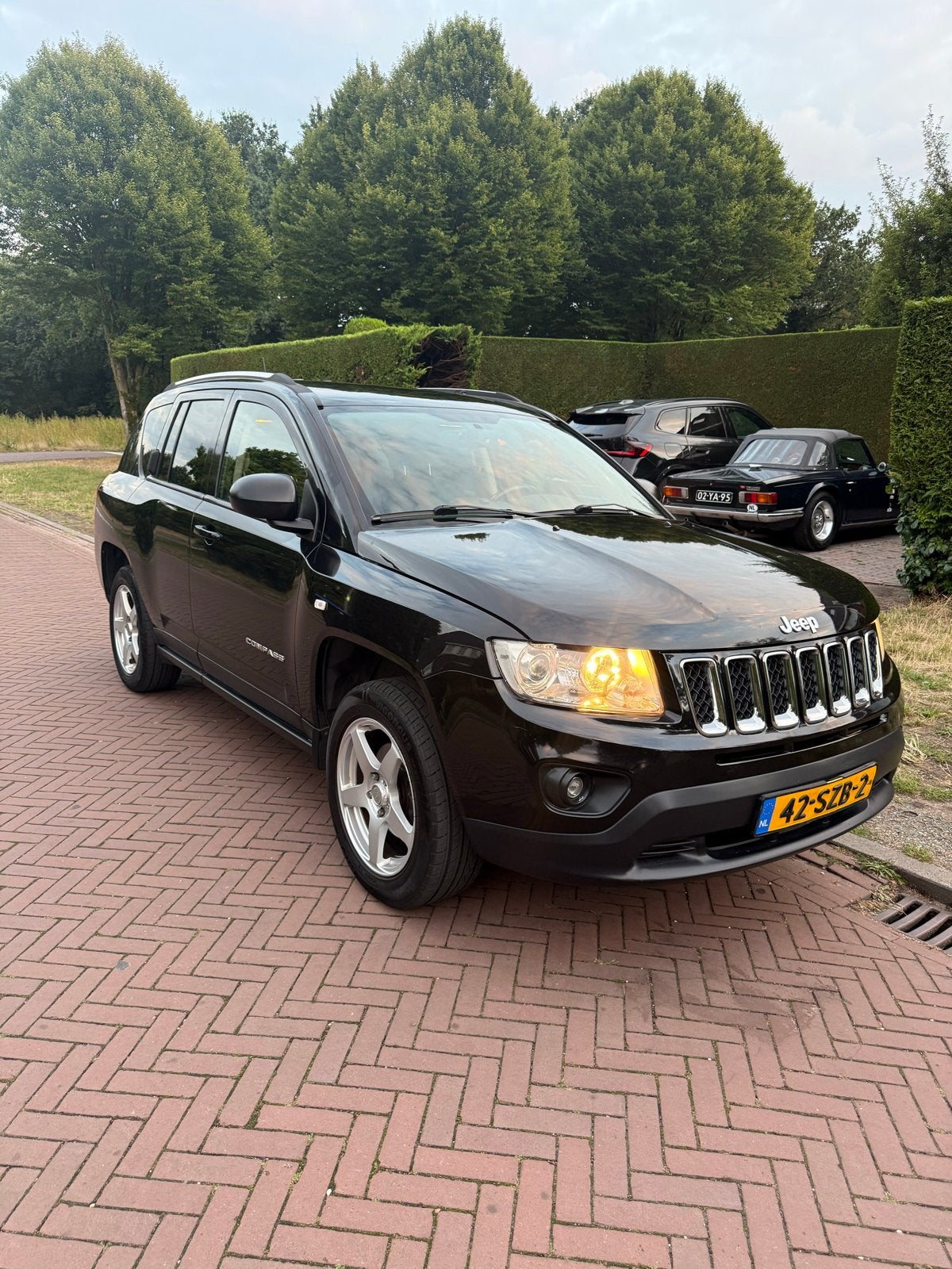 Jeep Compass 2.0 2WD 2012 Zwart, 1998 cc, 450 kg, Zwart, Handgeschakeld