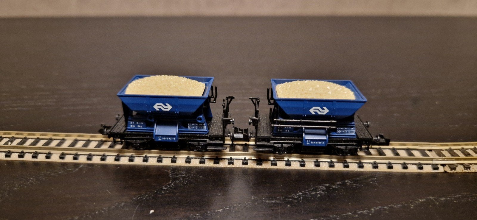 Ibertren NS Hopper Wagons (2 stuks), Hobby en Vrije tijd, Modeltreinen | N-Spoor, Overige merken, Gebruikt, Gelijkstroom, Wagon