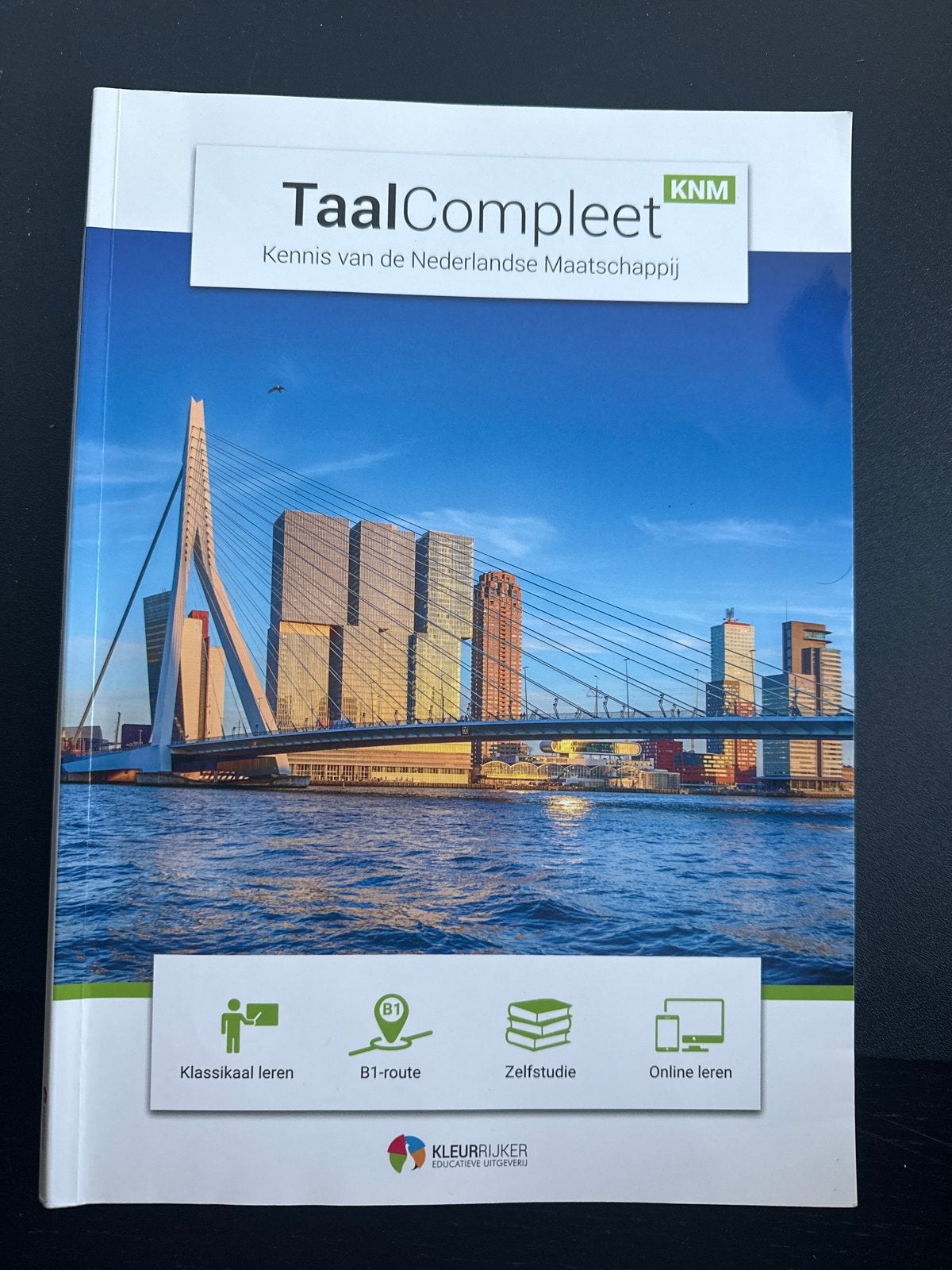 TaalCompleet KNM - Kennis van de Nederlandse Maatschappij, Ophalen of Verzenden, Gamma, Zo goed als nieuw, MBO