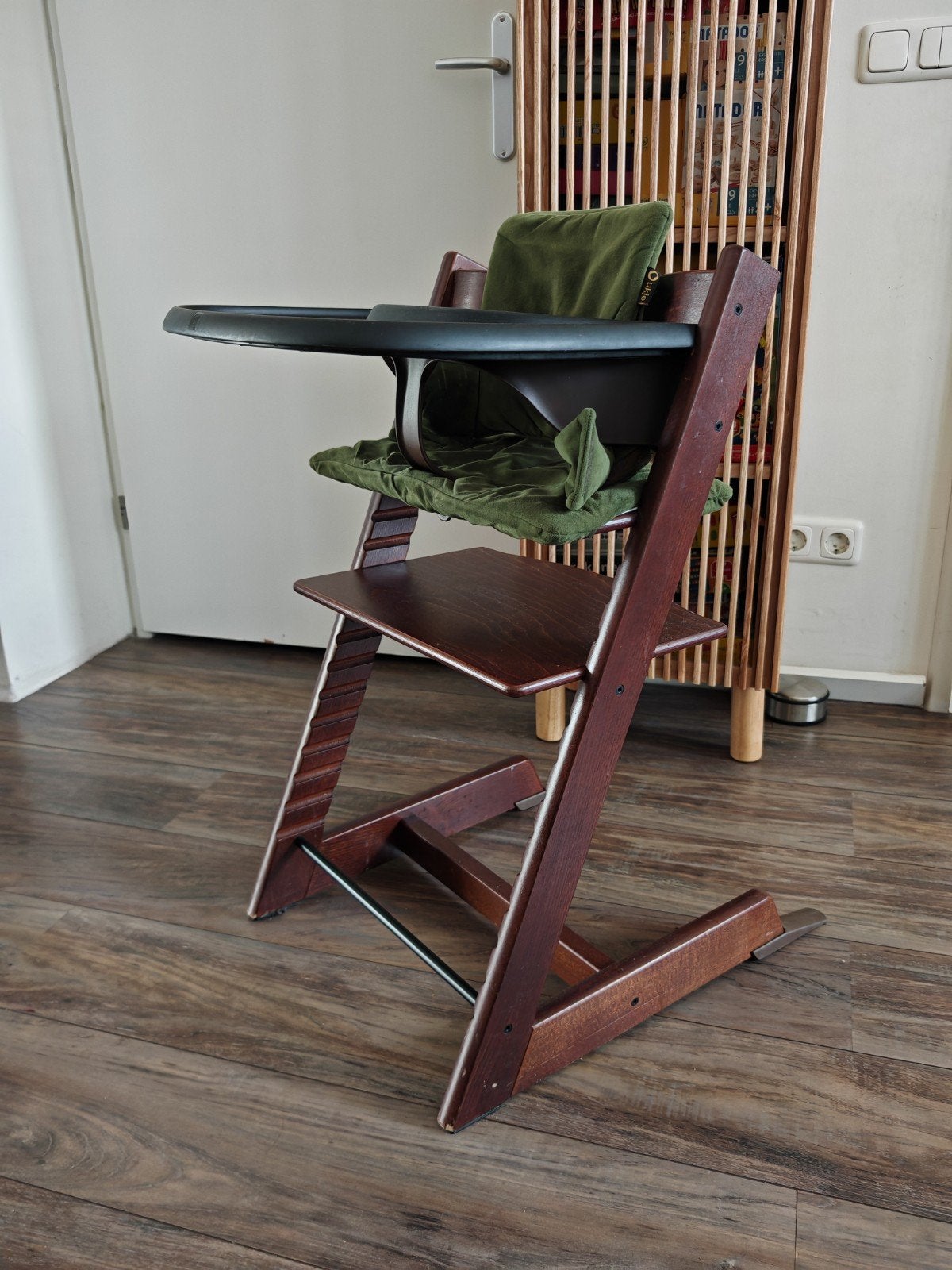 Stokke Tripp Trapp meegroeistoel met accessoires (Walnut), Ophalen, Gebruikt, Meegroeistoel