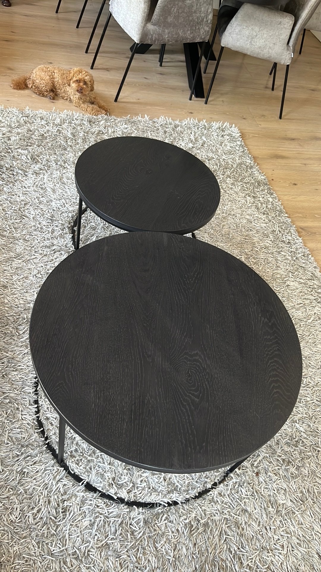 Zwarte eikehouten salontafels, Ophalen, Rond, 50 tot 100 cm, Zo goed als nieuw