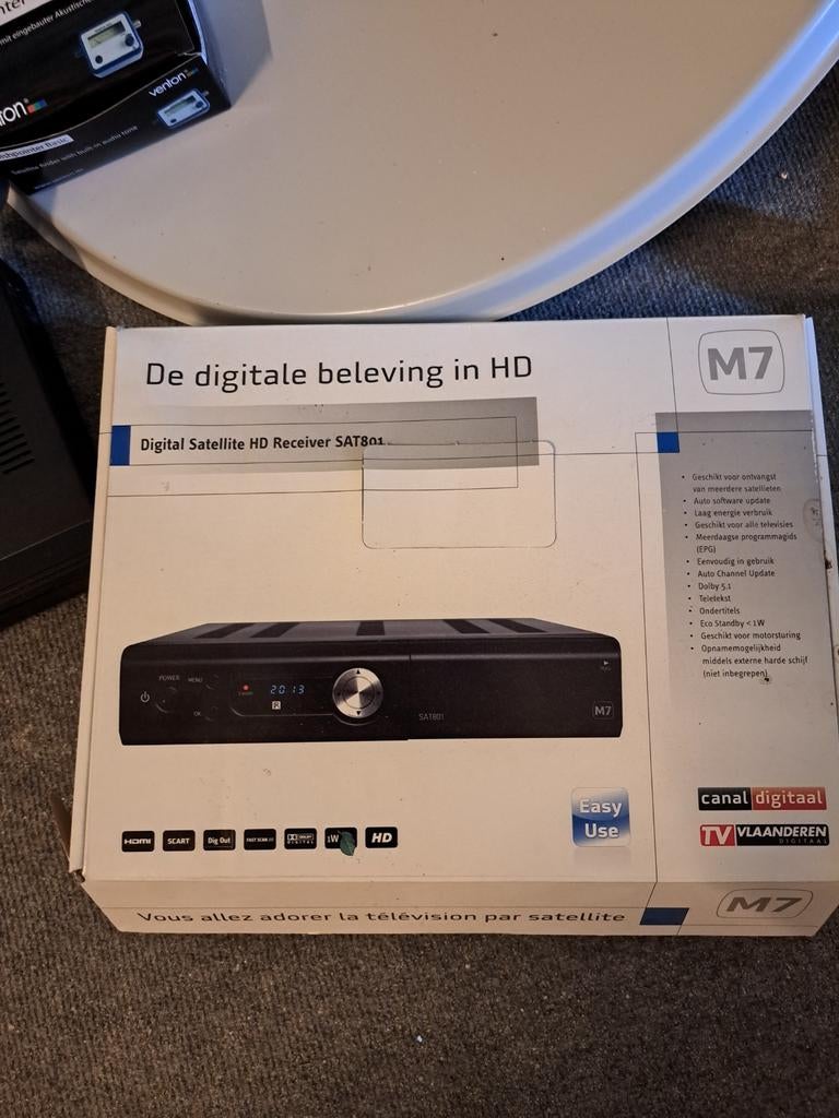 Complete set satelliet ontvanger met schotel en kabel, Audio, Tv en Foto, Schotelantennes, Ophalen