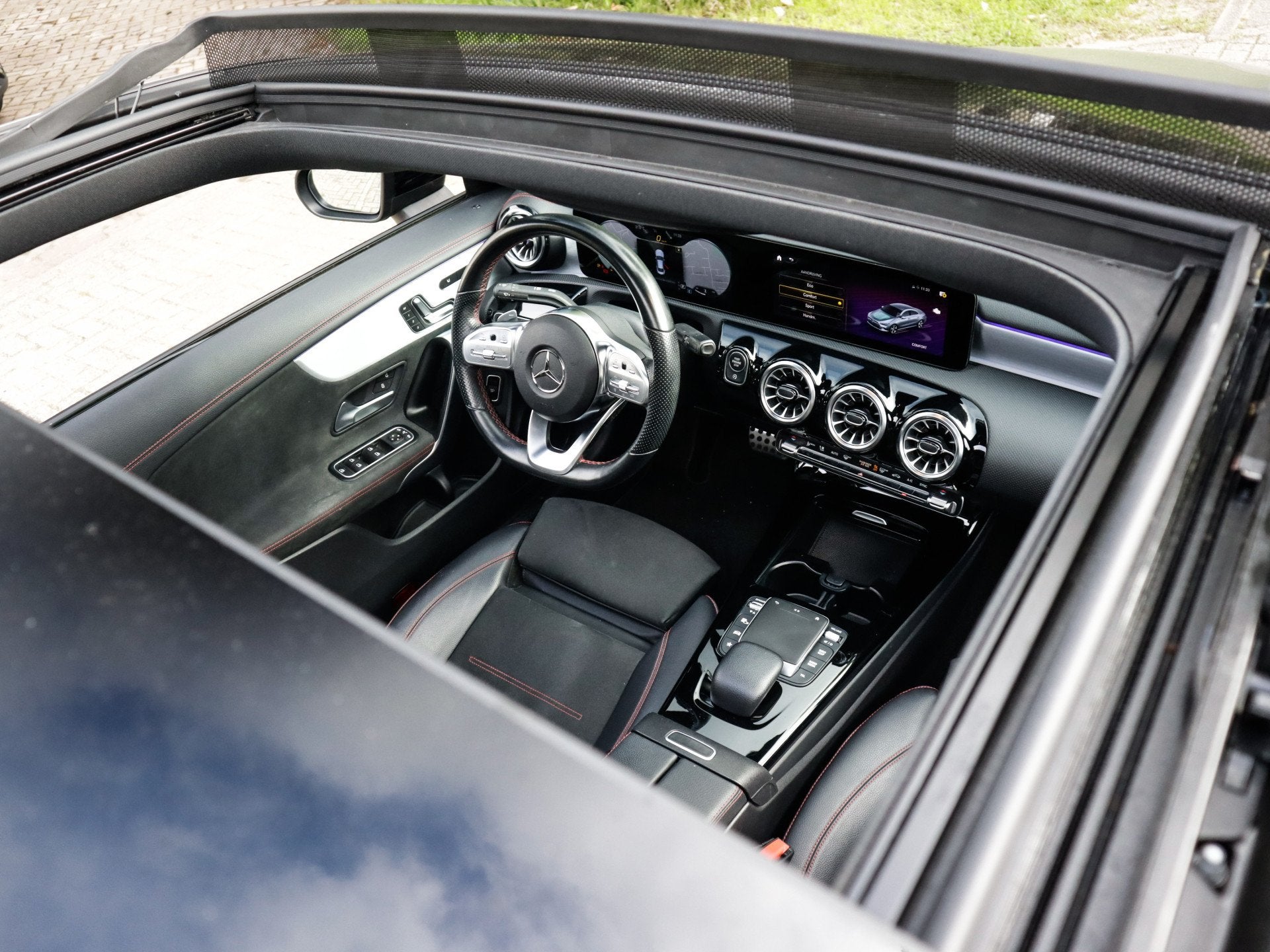 Mercedes-Benz CLA-Klasse 200 Business Solution AMG 2e-Eig. &, Auto's, Gebruikt, 4 cilinders, Origineel Nederlands, Bedrijf