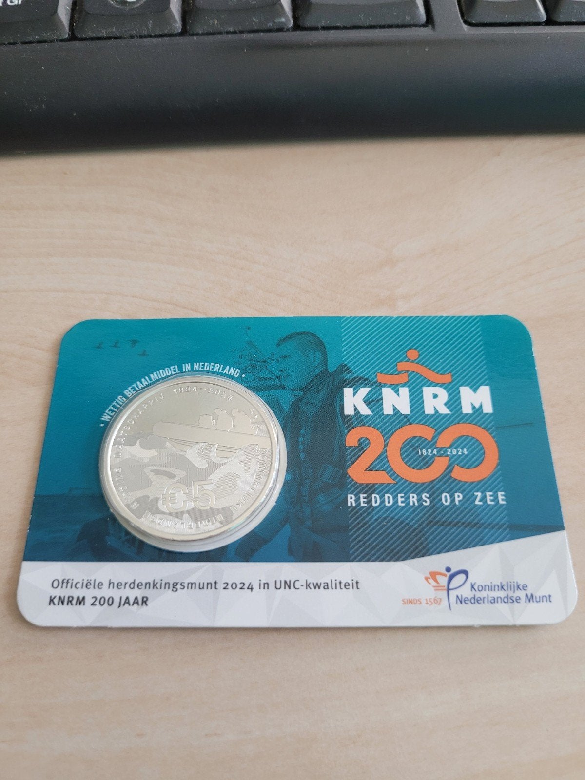 KNRM 200 jaar vijfje 2024 UNC Coincard KNM, Ophalen of Verzenden, Koningin Beatrix, Euro's, Setje