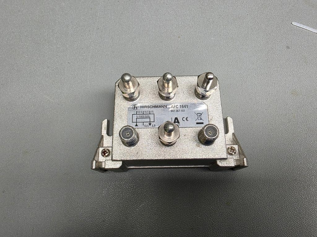Hirschmann AFC1641 multitab, Ophalen of Verzenden, Gebruikt, Minder dan 2 meter, Coaxiale kabel