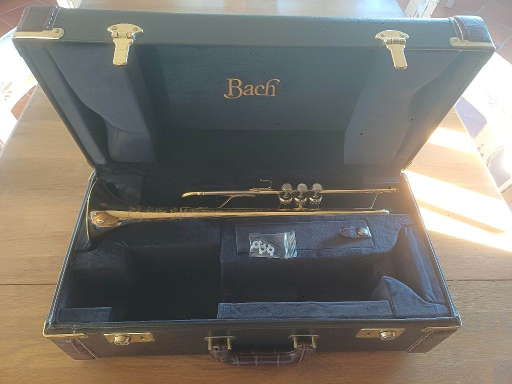Trompet Bach Stradivarius Artisan Sib - als nieuw - AB 190, Ophalen of Verzenden, Nieuw, Bes-trompet, Met koffer