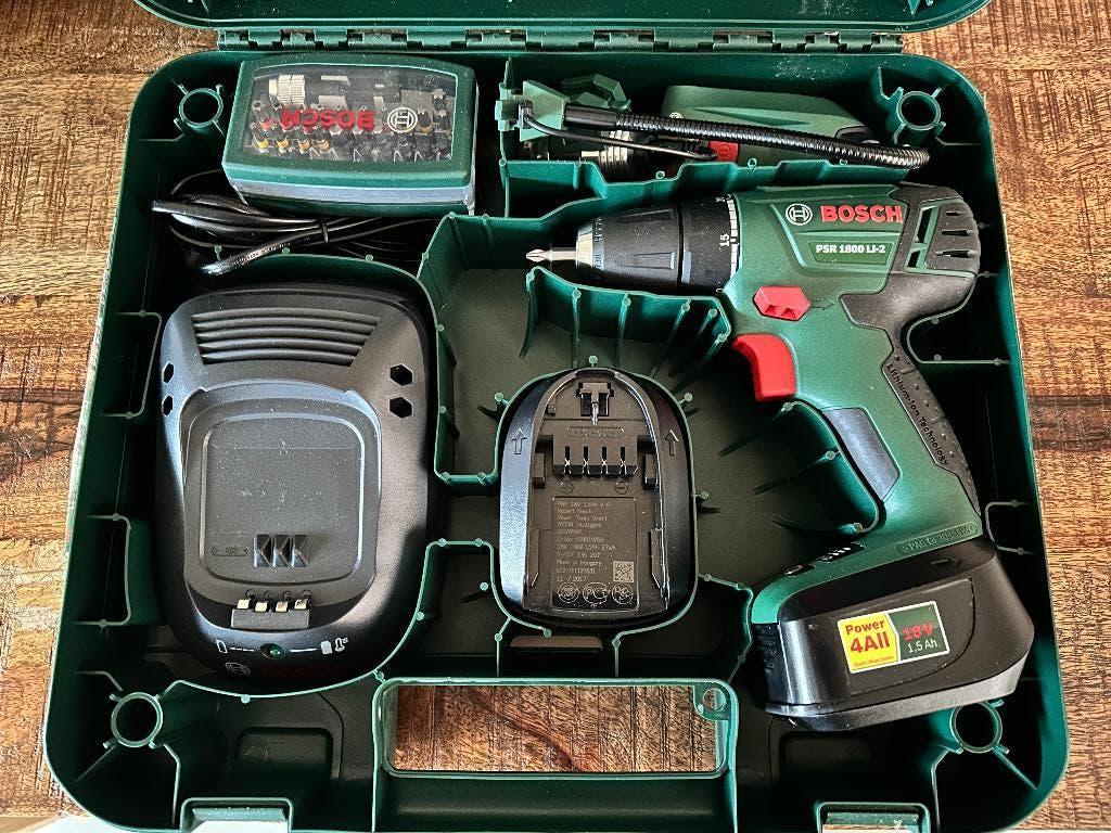 Bosch PSR1800 LI-2 accu schroef/boormachine (nieuw, 2 accus), Variabele snelheid, Nieuw, Ophalen of Verzenden, Boor- en Schroefmachine