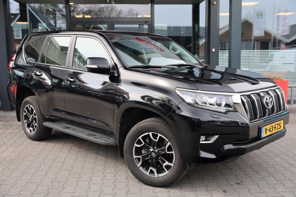 Toyota LANDCRUISER 150 2.8 D-4D 5DRS CHALLENGER A/T VAN, Auto's, Bestelauto's, Zwart, Bedrijf, Diesel, 2 stoelen