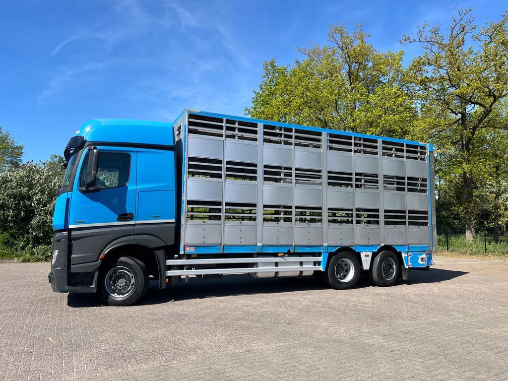 Mercedes-Benz Actros 2851 6x2/4 Bekkers Livestock 1/2/3 stoc, Auto's, Vrachtwagens, Euro 6, 510 pk, Mercedes-Benz, Diesel
