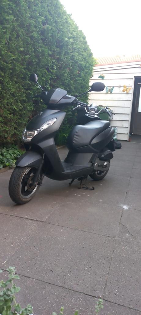 Peugeot kisbee 2017, Ophalen, Gebruikt, Overige modellen, Maximaal 45 km/u
