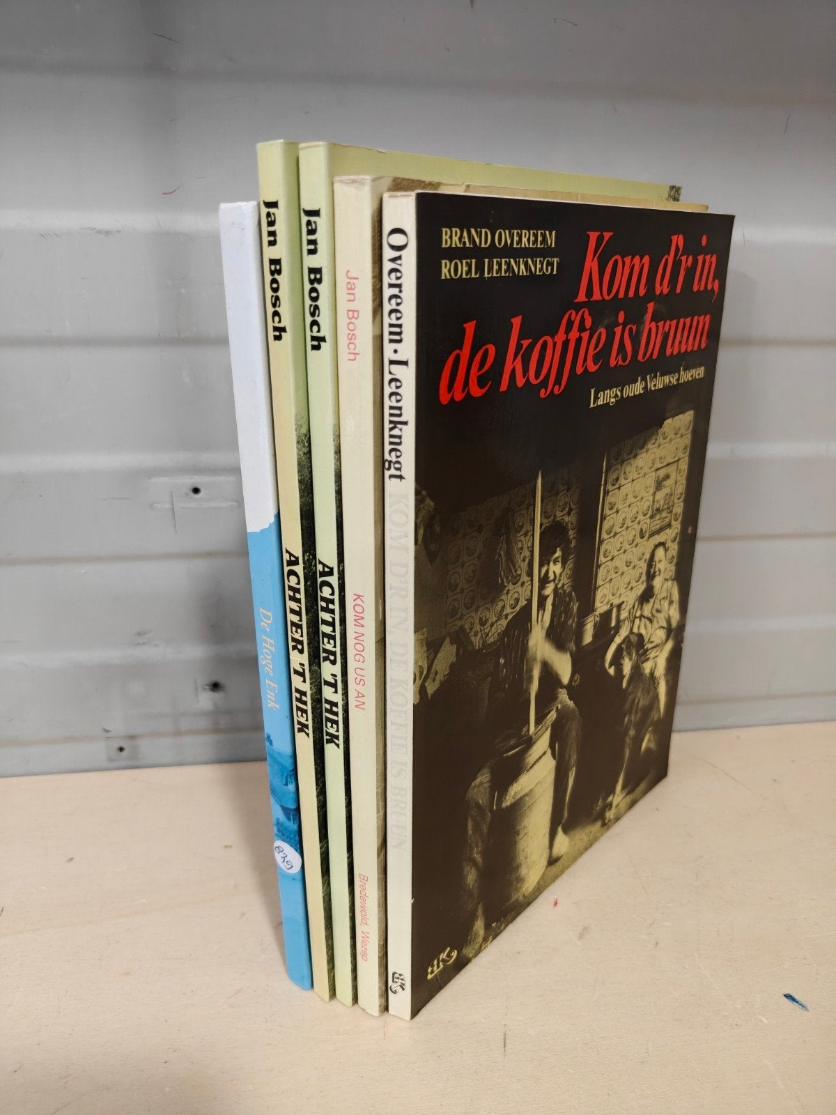Nr. 829 Boeken Veluwe., Ophalen of Verzenden, Gelezen, Meerdere auteurs