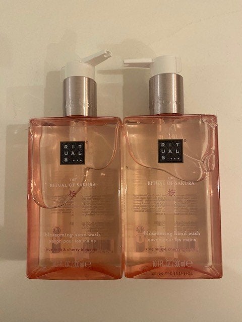 Nieuw Rituals Sakura hand wash hand zeep 300 ml k, Ophalen of Verzenden, Nieuw, Bad & Douche