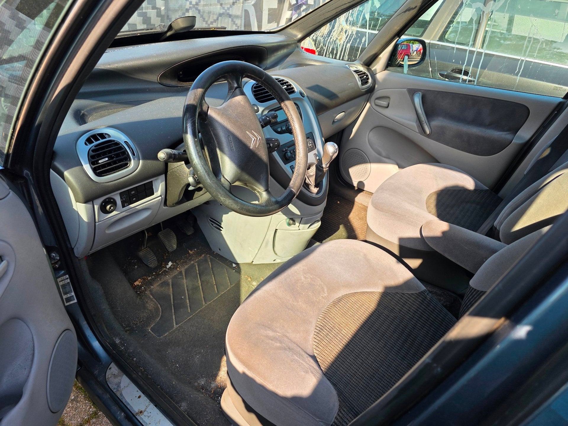 Citroen Xsara Picasso 1.6i-16V Caractère *apk:05-2027*, Auto's, Voorwielaandrijving, Handgeschakeld, 1587 cc, Euro 4