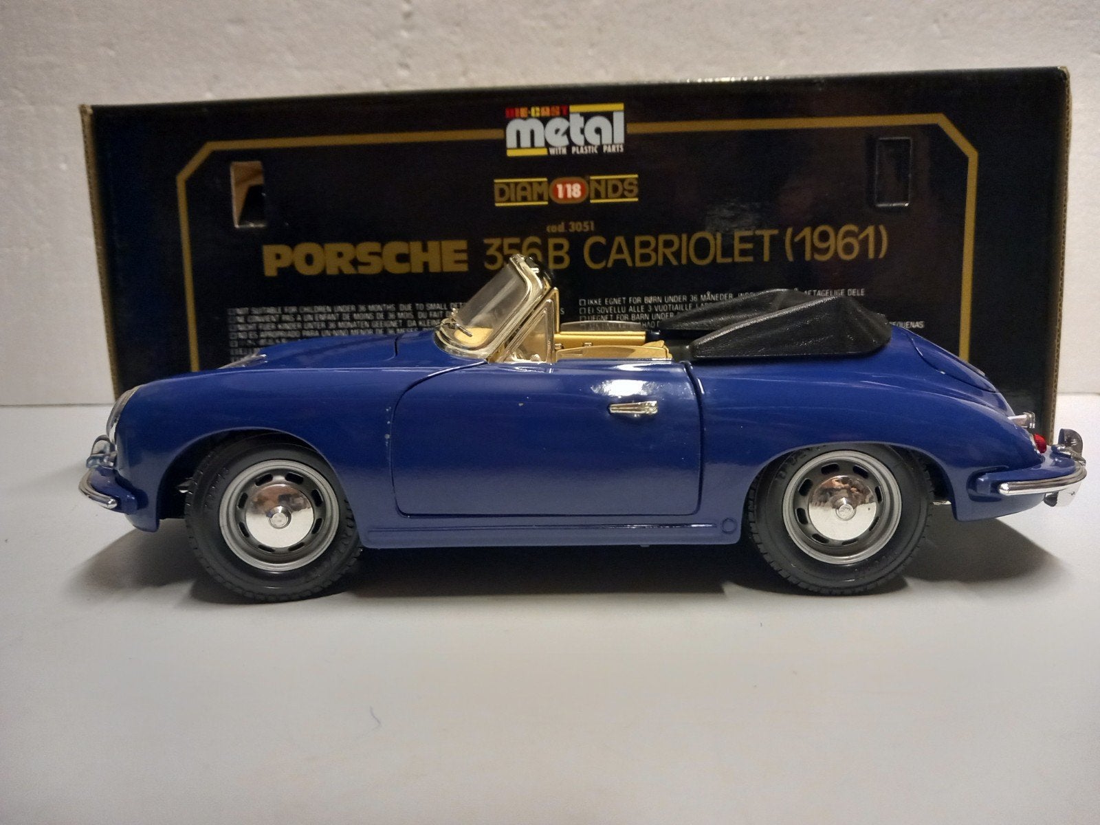 Porsche 356 B cabriolet blauw 1961 Bburago metal 1:18 KRD, Ophalen of Verzenden, Zo goed als nieuw, Auto, Overige merken