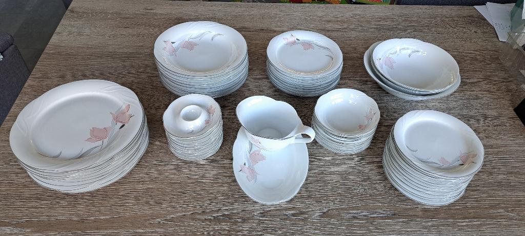 Winterling Marktleuthen Bavaria 61 delige set, Huis en Inrichting, Keuken | Servies, Gebruikt, Ophalen of Verzenden, Bord(en)