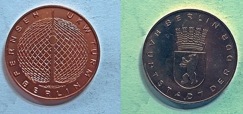 2 penningen DDR Berlijn, Verzenden, Overige materialen