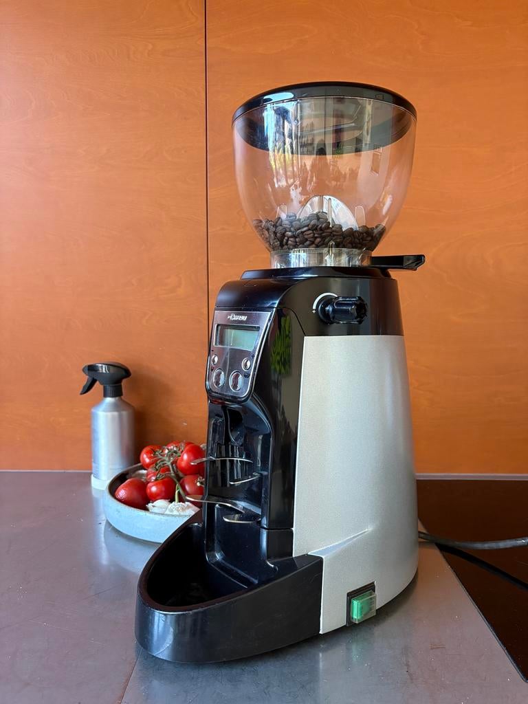 Casadio ENEA ON DEMAND GRINDER - Medium Volume Koffiemolen, Witgoed en Apparatuur, Koffiezetapparaten, Gebruikt, Overige modellen