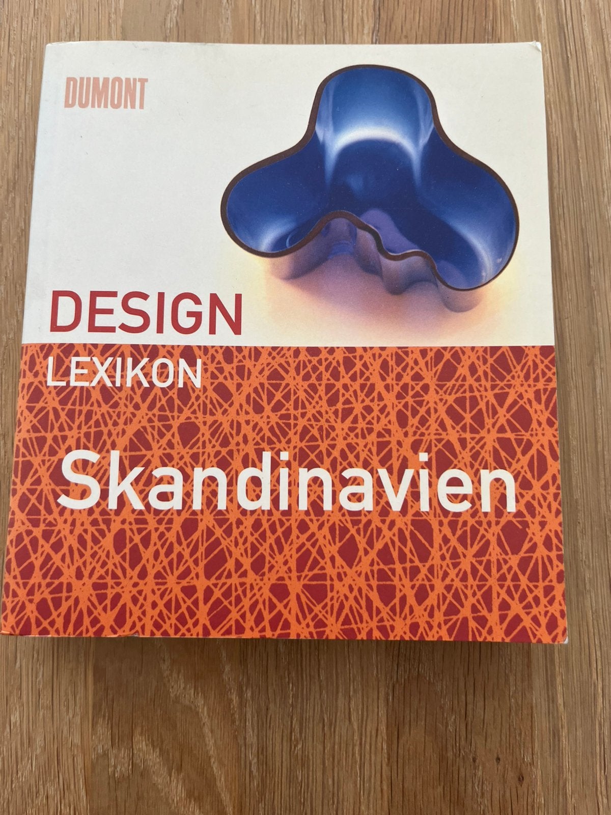 Design Lexikon Skandinavien, Ophalen of Verzenden, Zo goed als nieuw