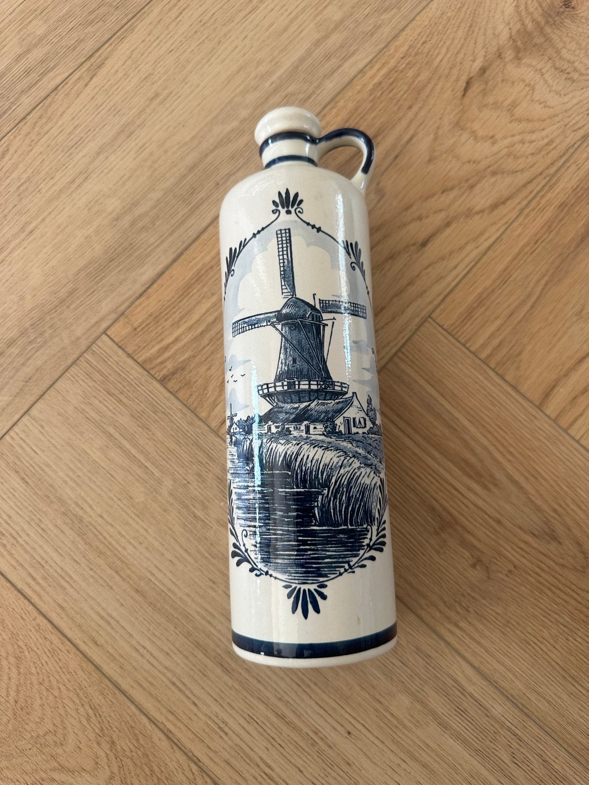 Delfts Blauwe fles met molen decoratie, Ophalen of Verzenden