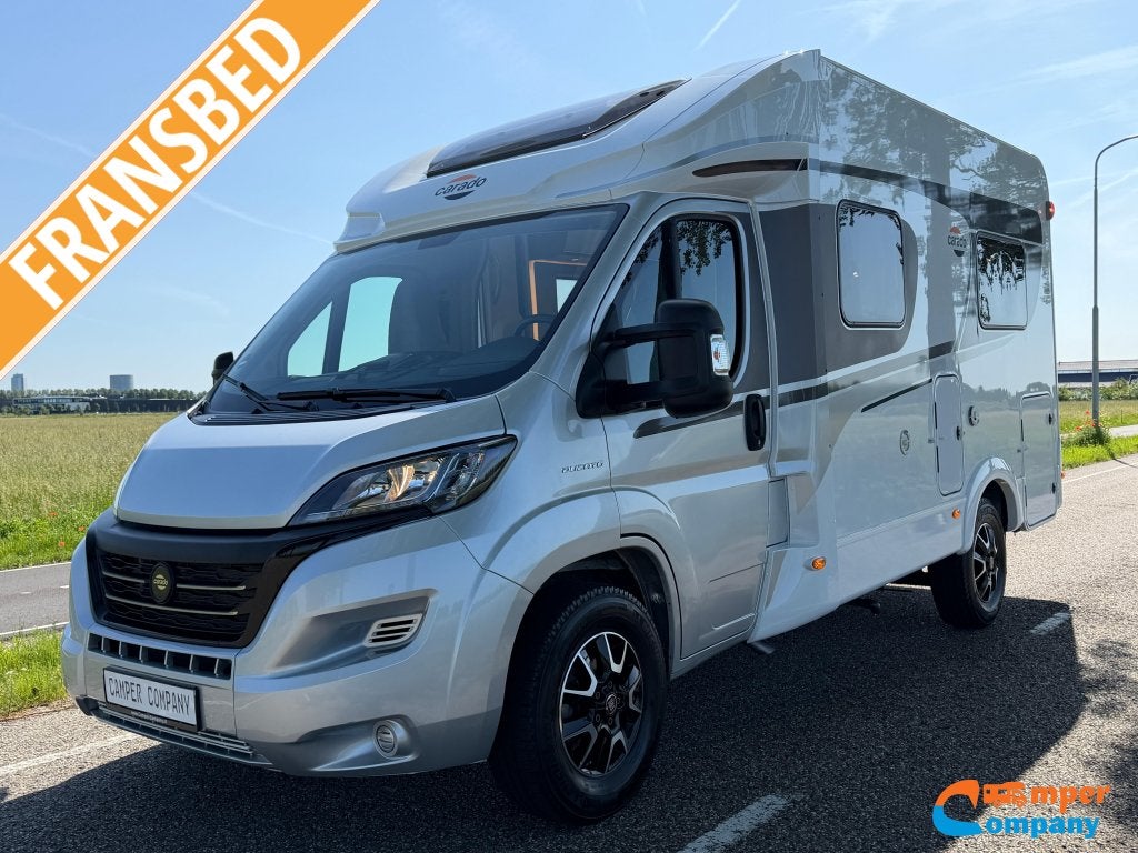 Carado T 135 Fransbed / Compacte camper 6 m / Mooie opties, Caravans en Kamperen, Campers, Standaard zit, Ringverwarming, Fiat