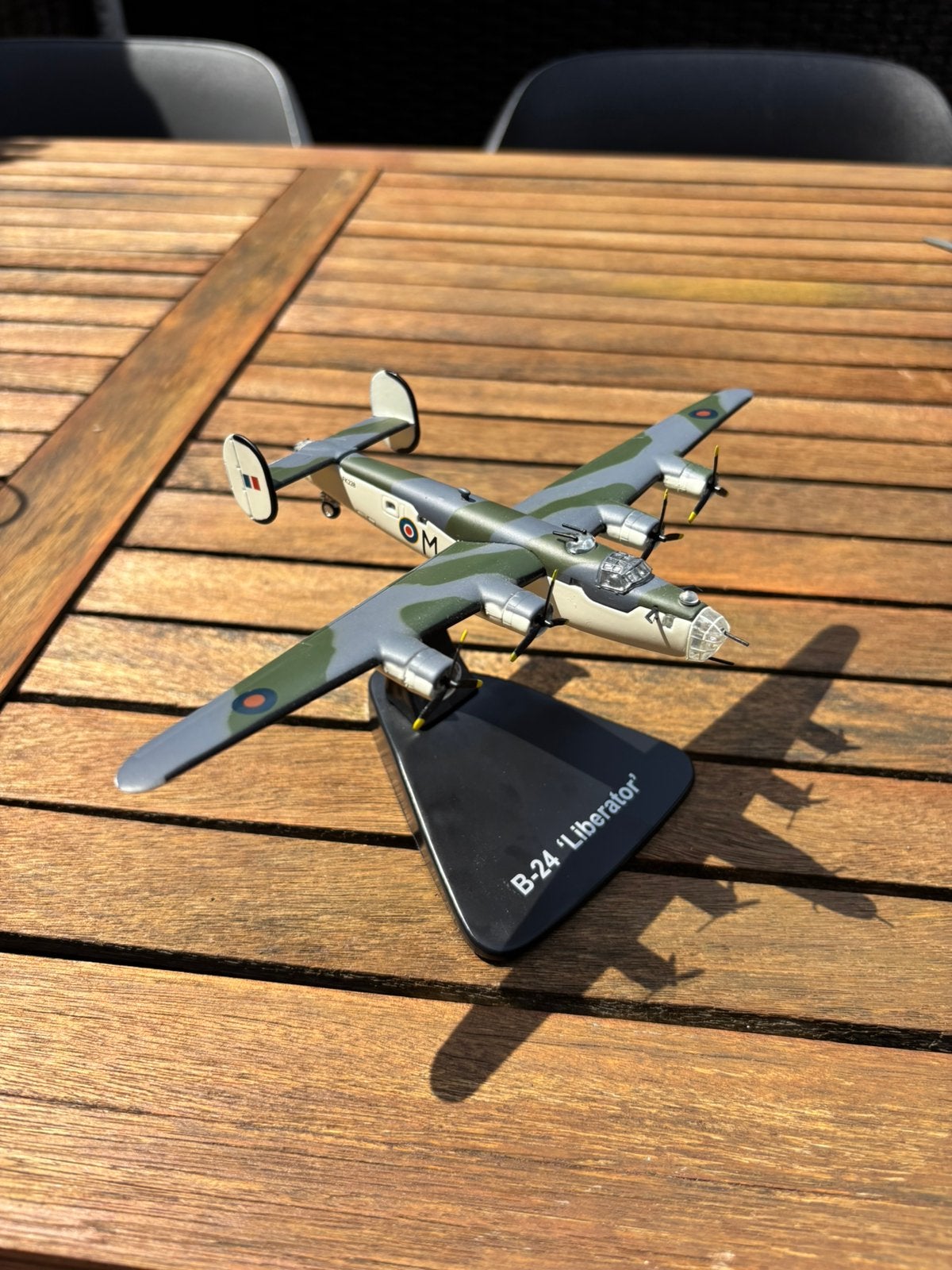 B-24 Liberator 1/144, Overige merken, 1:144 tot 1:200, Ophalen of Verzenden, Zo goed als nieuw