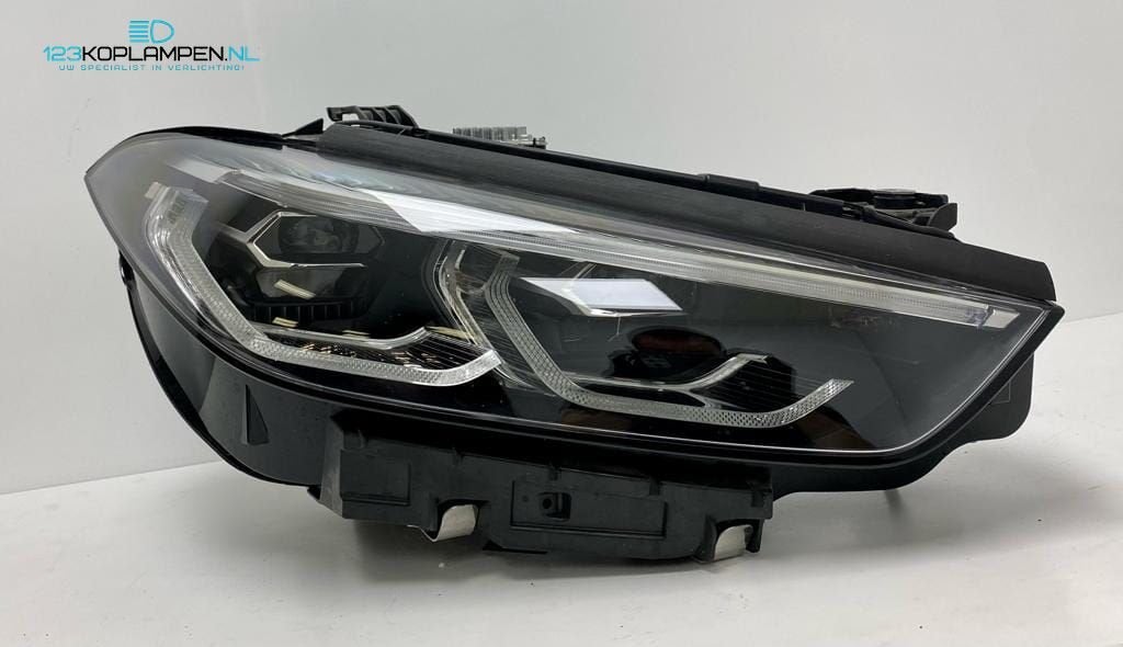 (VR) BMW 8 Serie G14 / G15 Full LED koplamp rechts