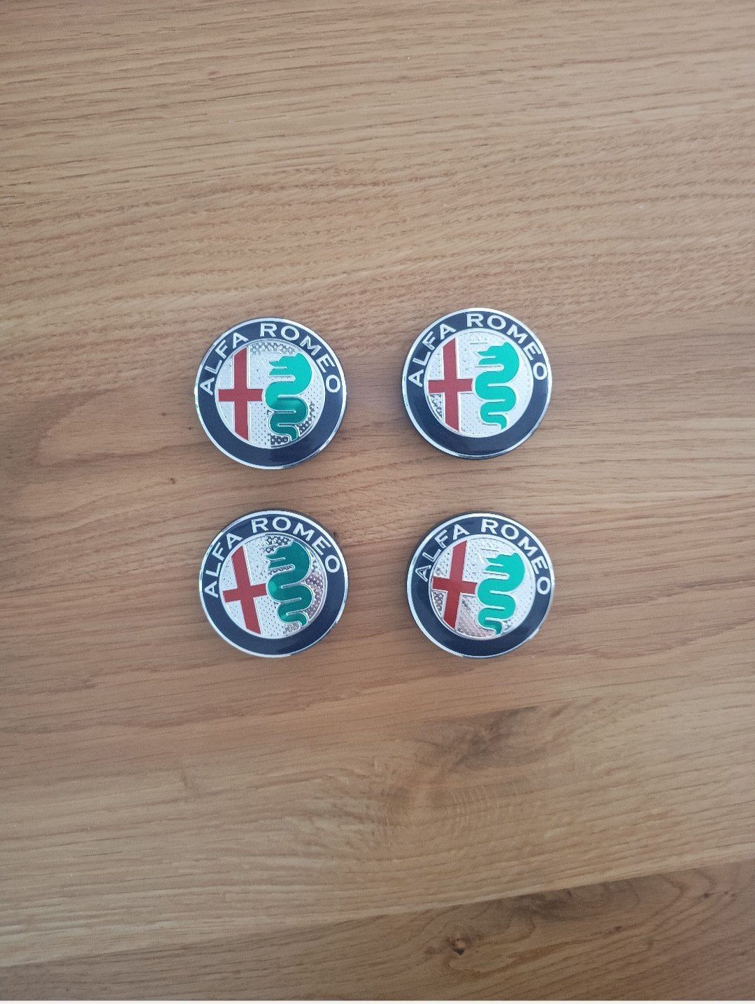 Set van 4 nieuwe wielnaafdoppen voor Alfa Romeo (5cm), Ophalen of Verzenden, Nieuw