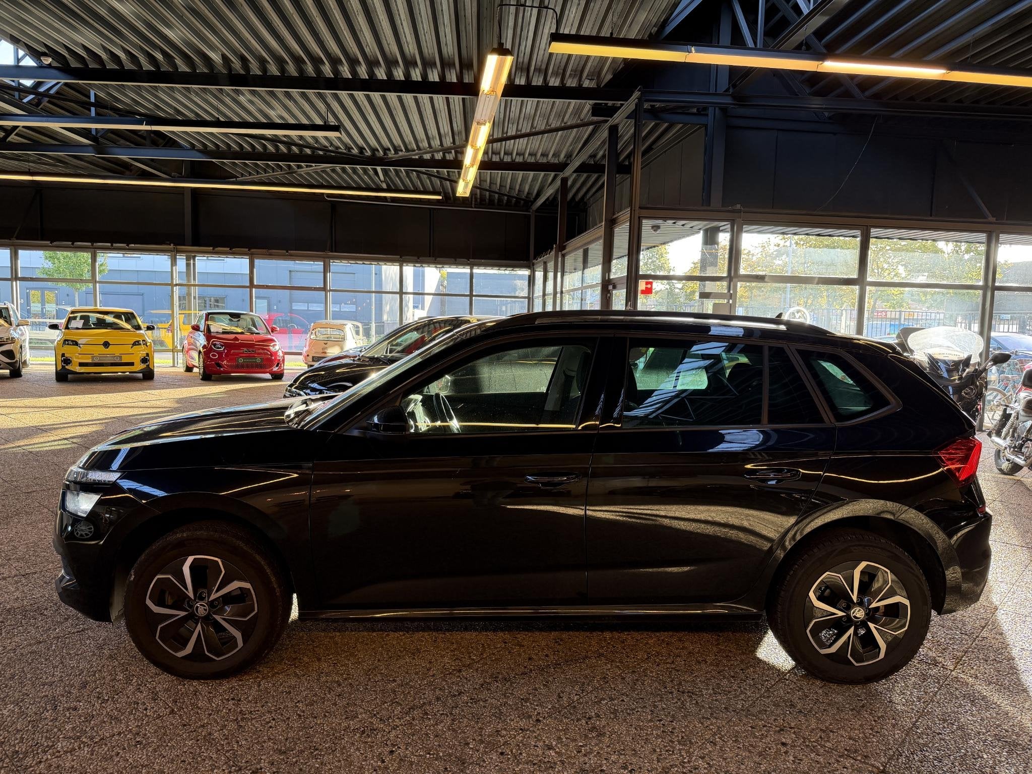 Skoda Kamiq 1.5 TSI ACT Sport Business | 150 PK | DSG | PDC, Auto's, Automatische klimaatregeling, Euro 6, 4 cilinders, 150 pk