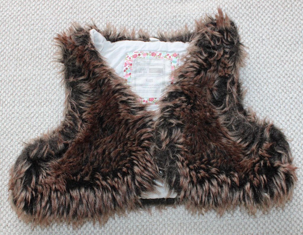 Fake fur gilet van Name It 98/104, Gebruikt, Meisje, Trui of Vest, Ophalen of Verzenden