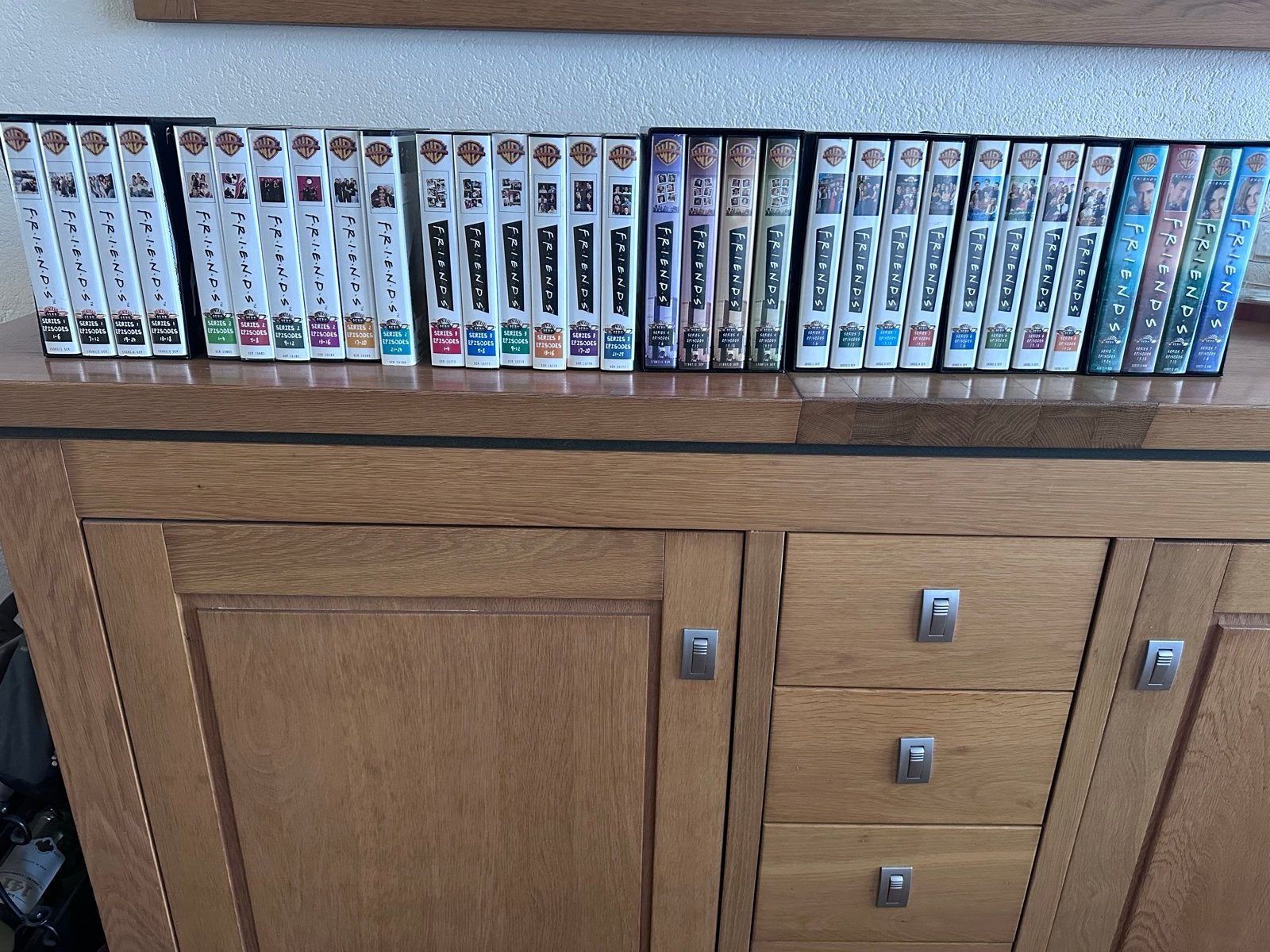 Friends VHS Collectie - seizoen 1tot en met seizoen 7., Cd's en Dvd's, Alle leeftijden, Komedie, VHS, Ophalen