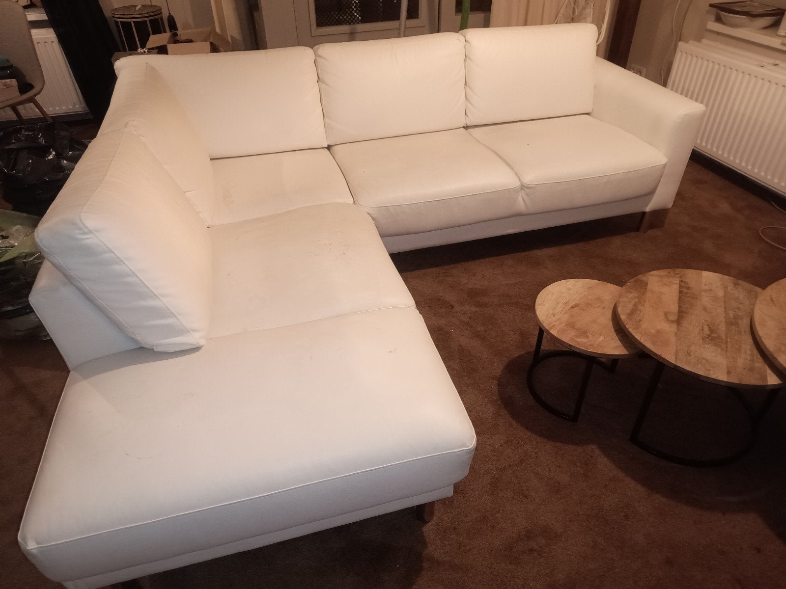 Gratis af te halen: Witte lederen hoekbank, Ophalen, 250 tot 300 cm, Gebruikt, Hoekbank