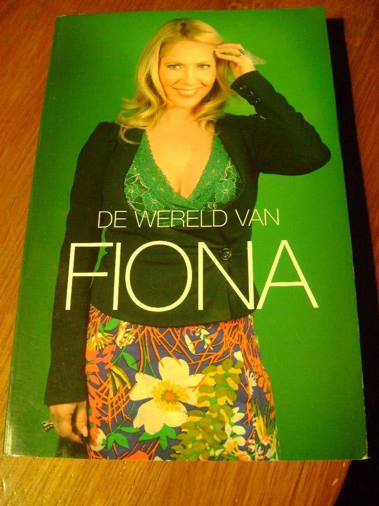 FIONA HERING De wereld van Fiona, Boeken, Ophalen of Verzenden, Gelezen, Film, Tv en Media