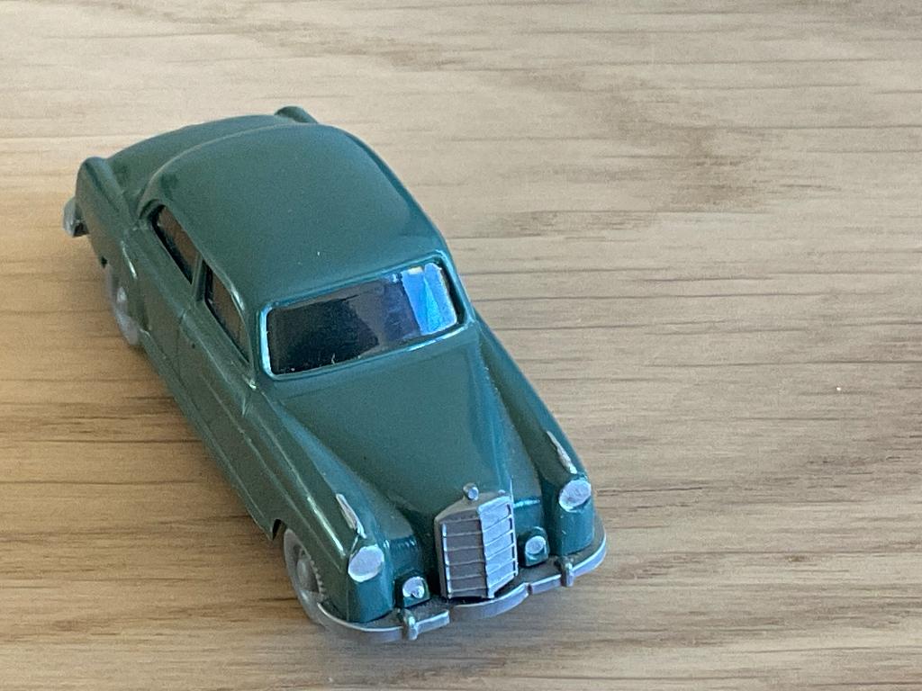 Wiking 374/1a Mercedes 220, Ophalen of Verzenden, Zo goed als nieuw, Auto, Wiking