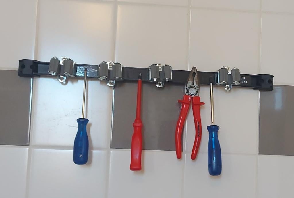 wandhouder, Ophalen