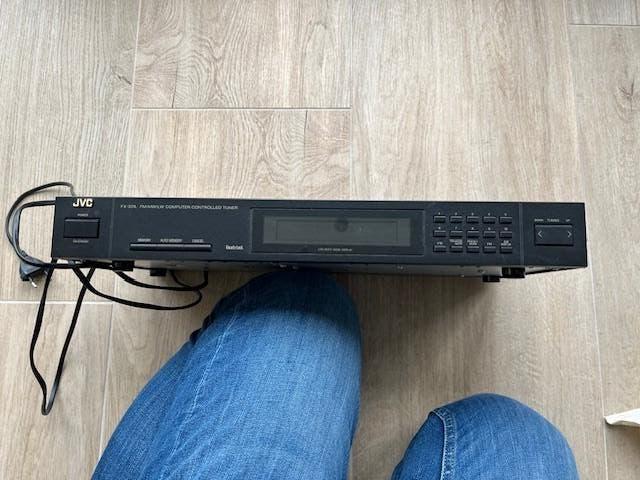 jvc FX-331L tuner radio, Audio, Tv en Foto, Tuners, Ophalen of Verzenden, Zo goed als nieuw
