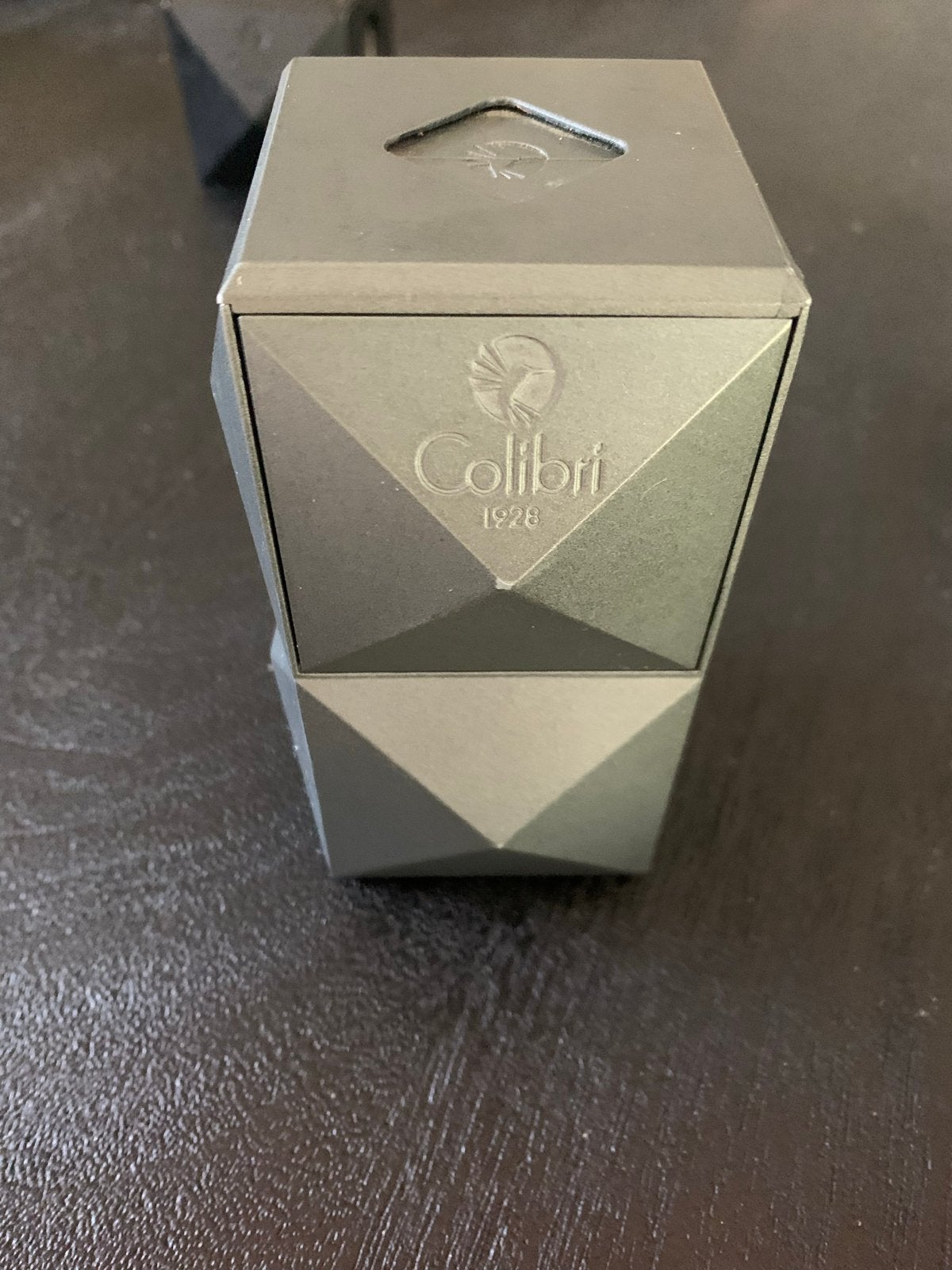 Colibri Quasar Sigaren aansteker Gunmetal, Ophalen, Gebruikt, Aansteker