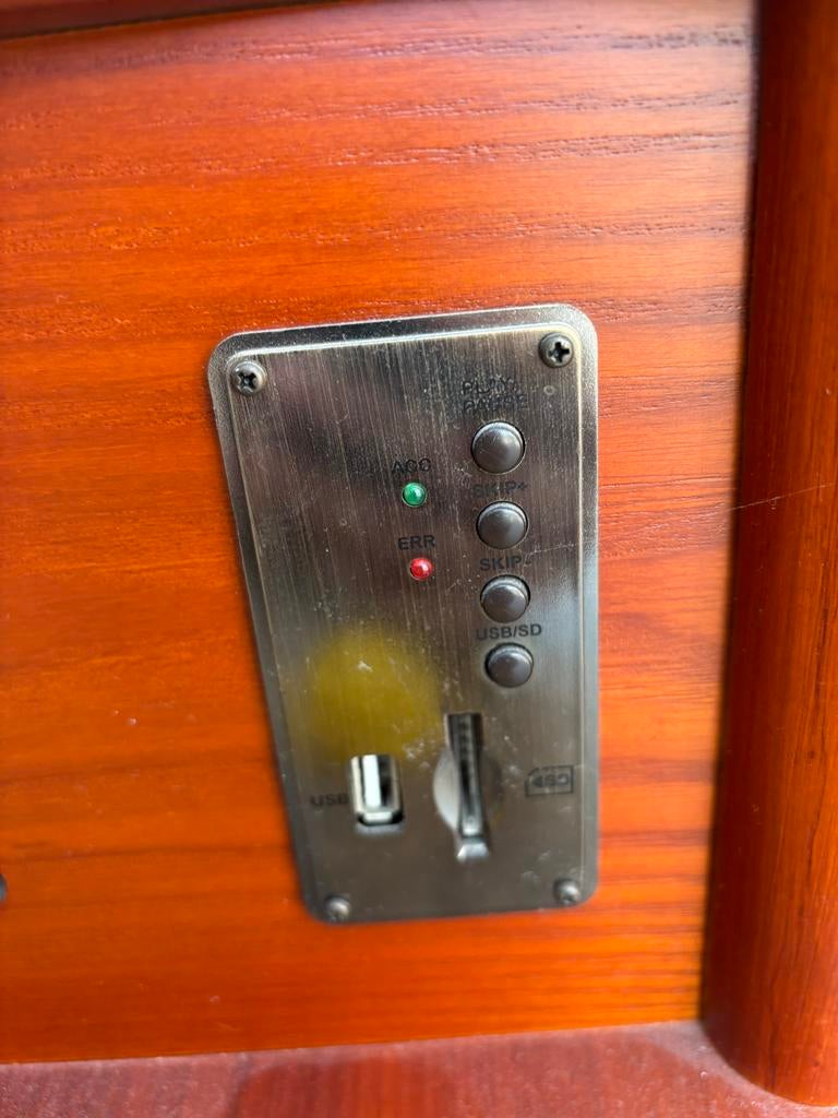 Ricatech Platenspeler met Grammofoonhoorn en USB/SD, Zo goed als nieuw, USB-aansluiting, Platenspeler, Ophalen