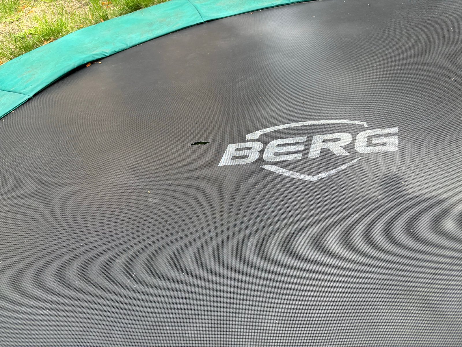 BERG Trampoline - 270cm - Gebruikt maar functioneel, Ophalen, Gebruikt