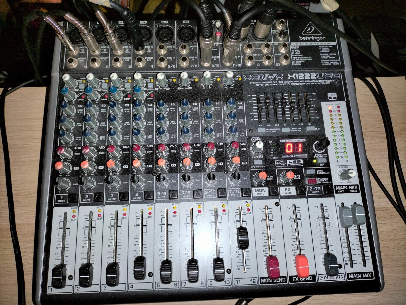 Behringer Xenyx X1222USB, Muziek en Instrumenten, Ophalen, 10 tot 20 kanalen