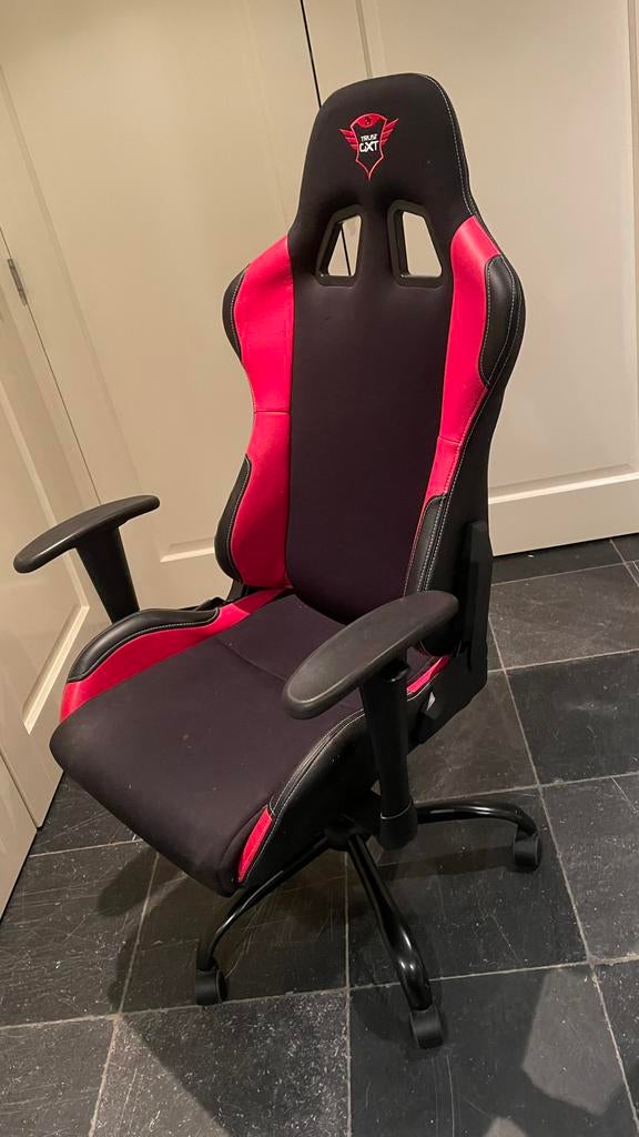 Gxt Trust gaming chair, Huis en Inrichting, Bureaustoelen, Ophalen, Zo goed als nieuw, Zwart