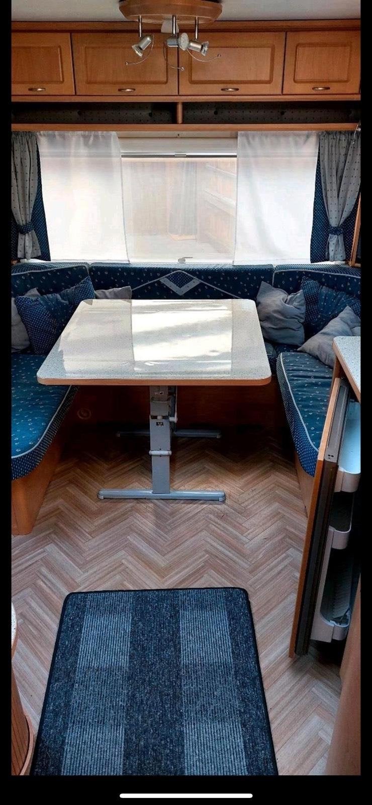 Burstner Amara 580 TS Caravan bouwjaar  2001, Vast bed, Rondzit, Particulier, Bürstner
