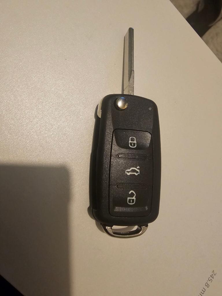 Autosleutel met 3 knops afstandsbediening Nieuw vw audi seat, Ophalen of Verzenden, Nieuw