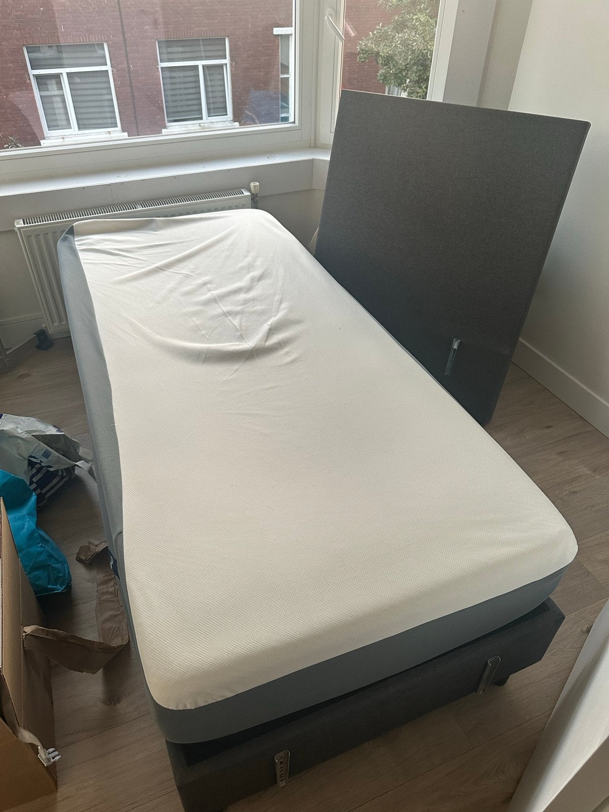 Emma bedframe met zgan Emma Hybrid matras hoofdbord 80x200, Ophalen, Eenpersoons, Zo goed als nieuw, Overige maten