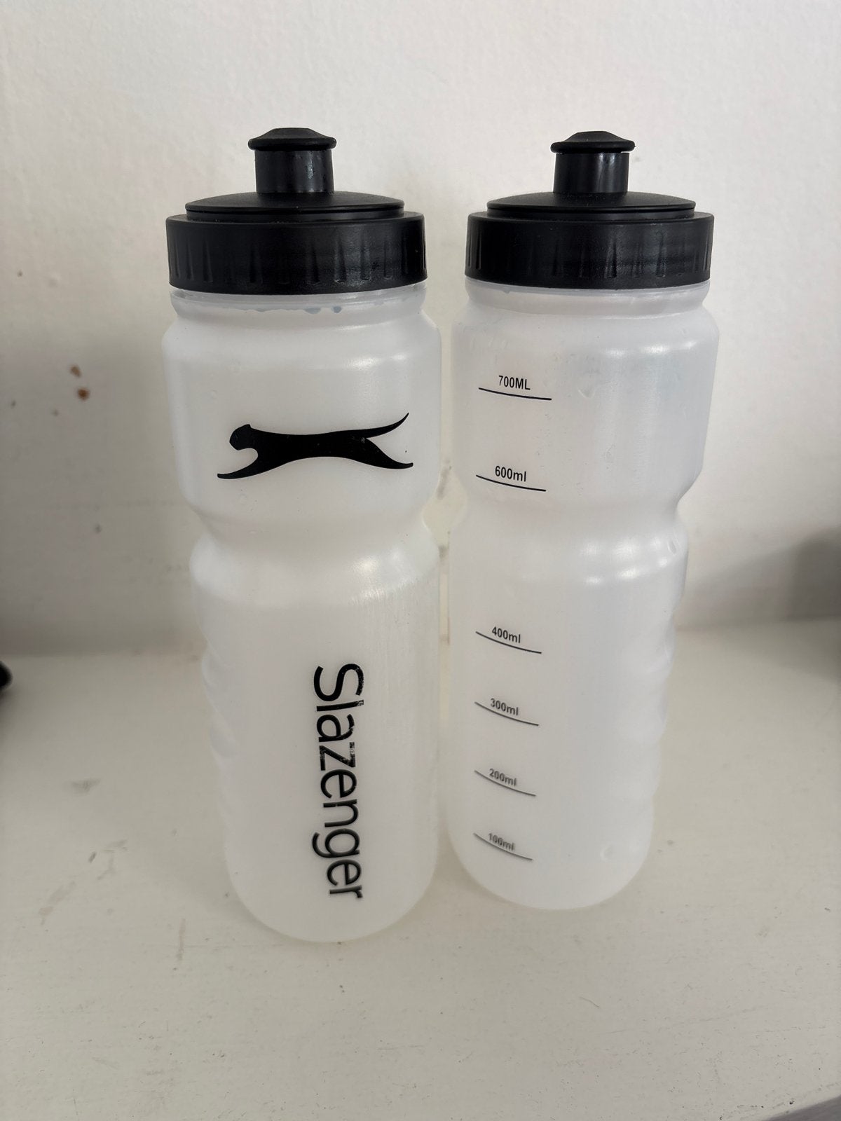 2 Bidons Slazenger - 700ml, Ophalen of Verzenden, Zo goed als nieuw