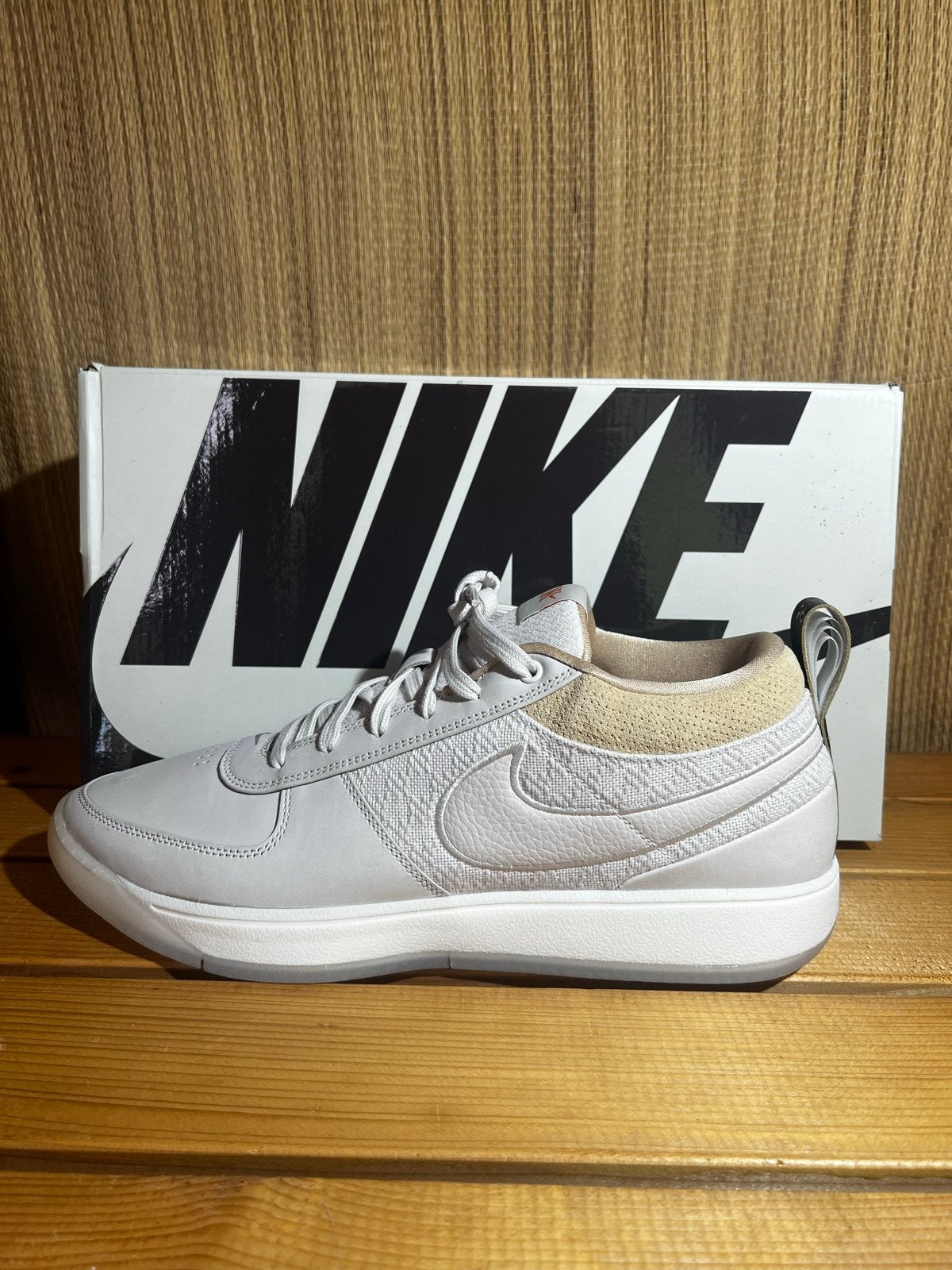 Nike Book 1 Mirage - Nieuw in doos, Ophalen of Verzenden, Nieuw, Overige kleuren, Sneakers of Gympen
